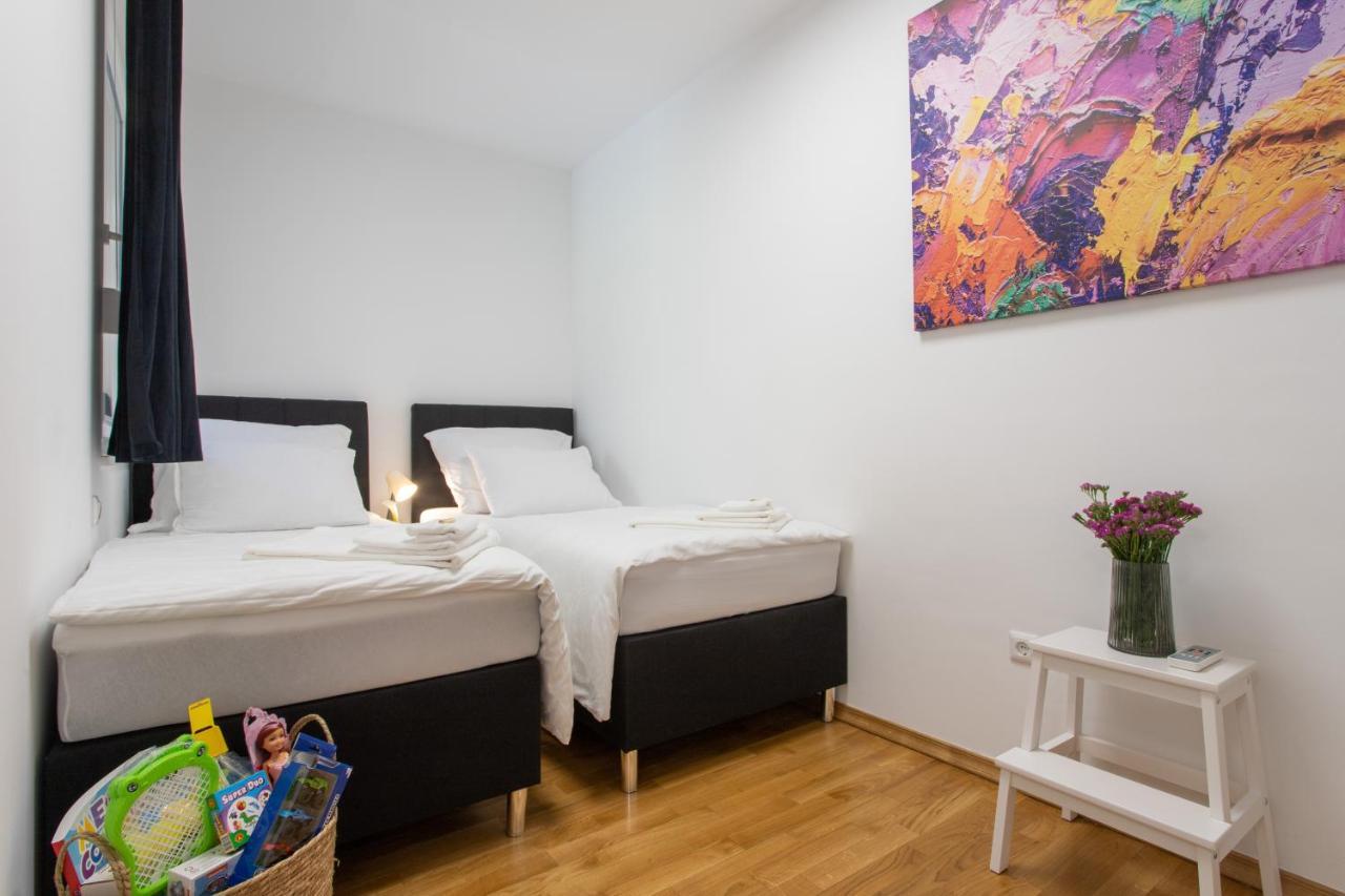 Lucky Apartment 奥米什 外观 照片