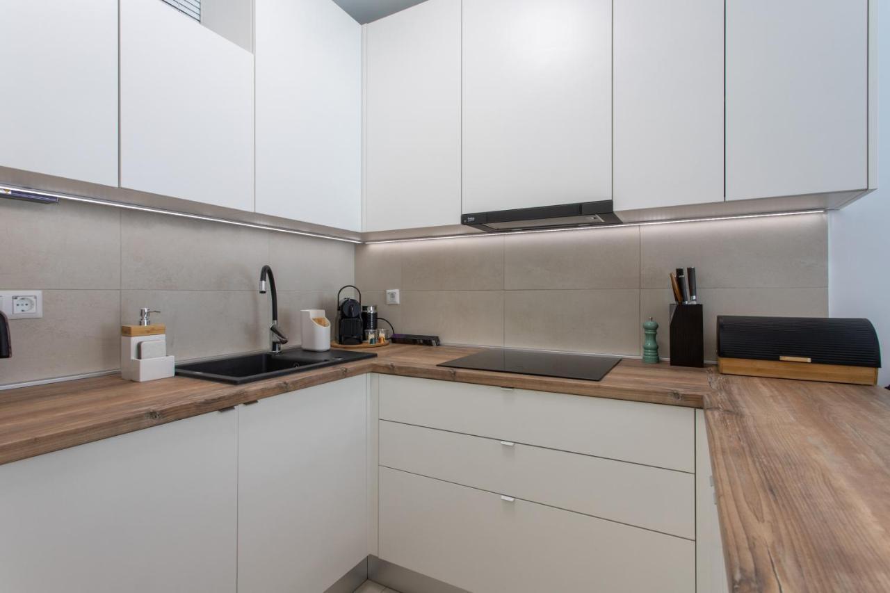 Lucky Apartment 奥米什 外观 照片