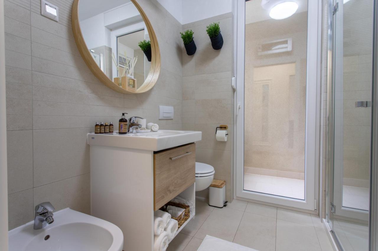Lucky Apartment 奥米什 外观 照片