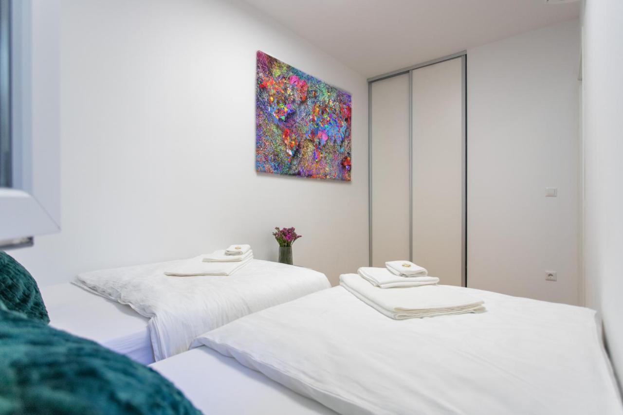 Lucky Apartment 奥米什 外观 照片